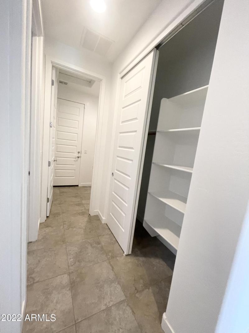 8ADD5636-EA08-4524-AF17-1970F2B8CE25