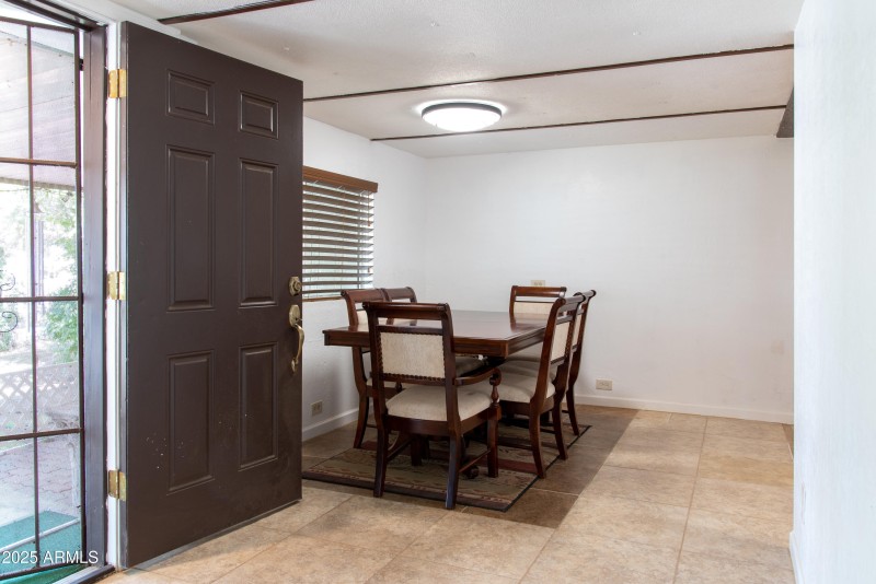 Front house dining