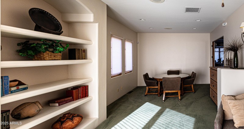 61 Additional Meeting Area