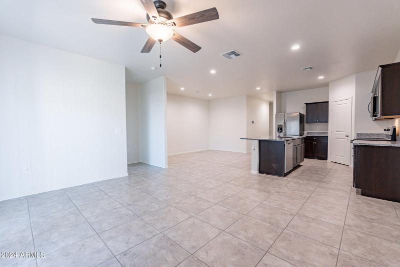 30-web-or-mls-Basil-7