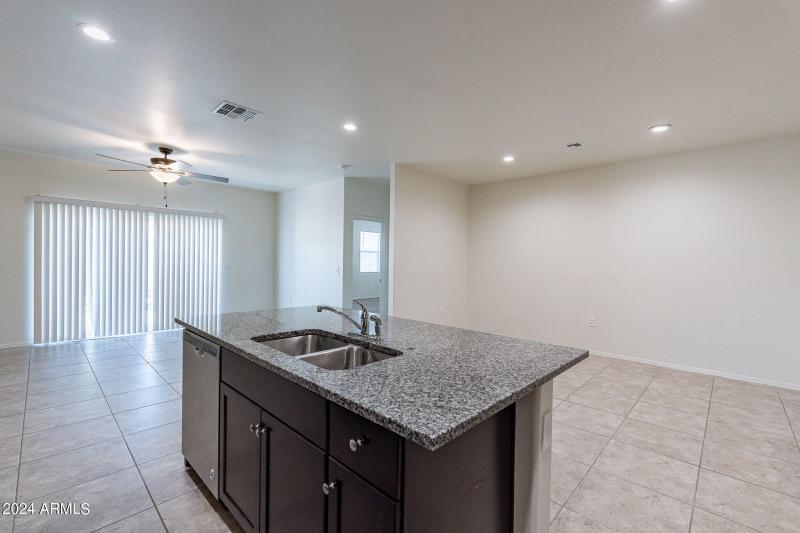 27-web-or-mls-Basil-11