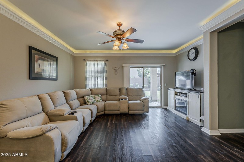 5-web-or-mls-Crescent Rd-5