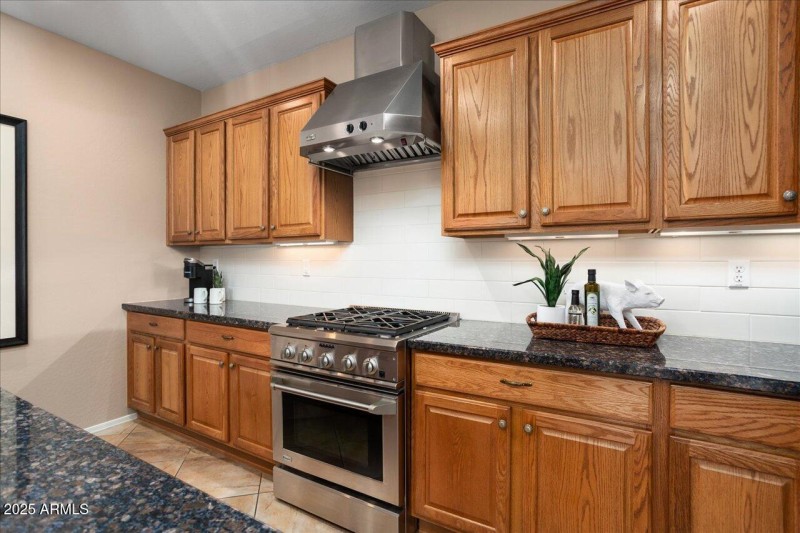 30-Kitchen