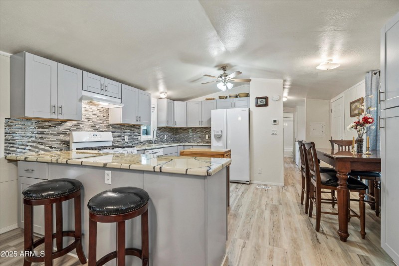 05-Kitchen