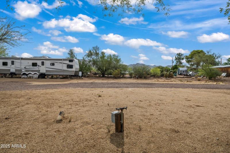 4 RV Hookups