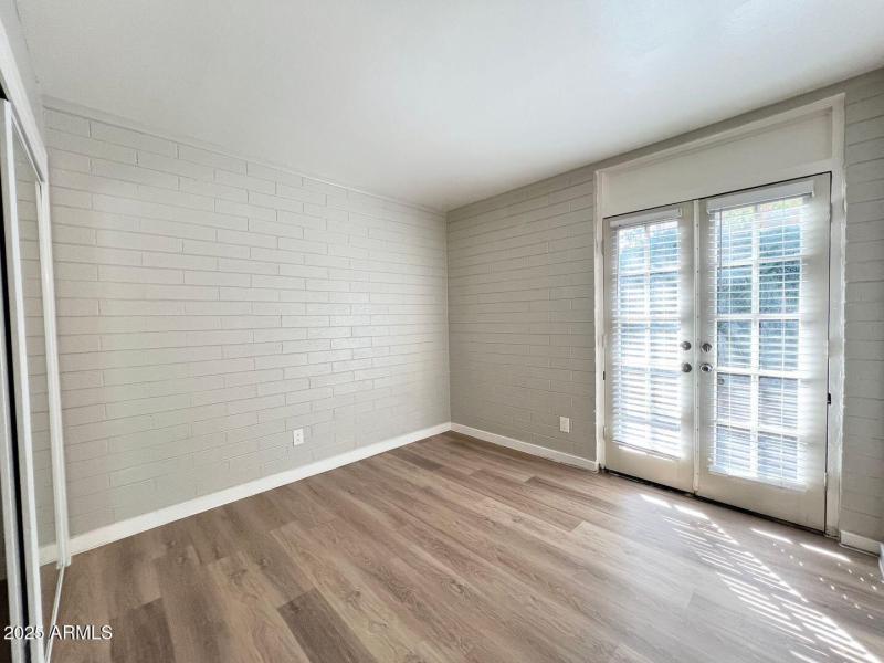 2 BEDROOM UNIT