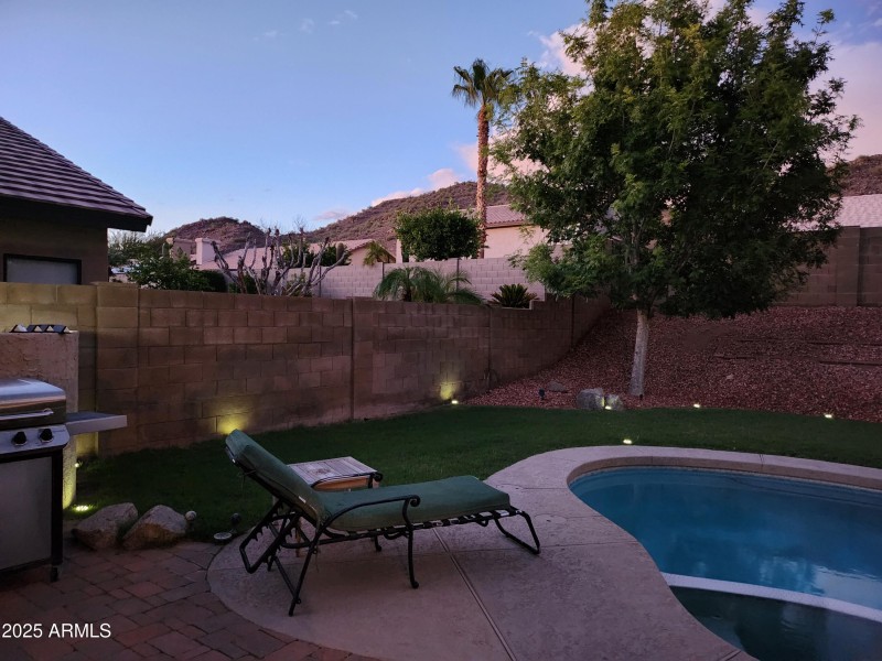 Beautiful Sunset Mountain Views