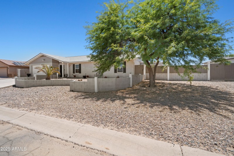 1 Front Yard-3