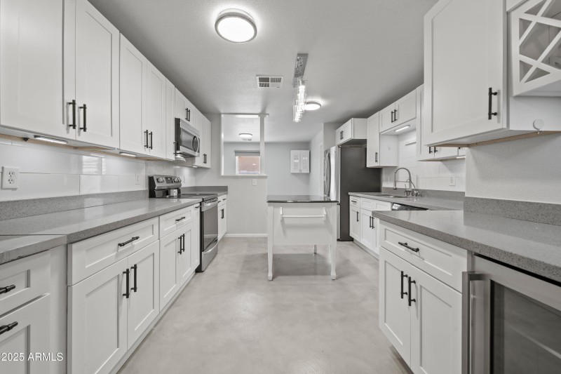 2 Interior-7