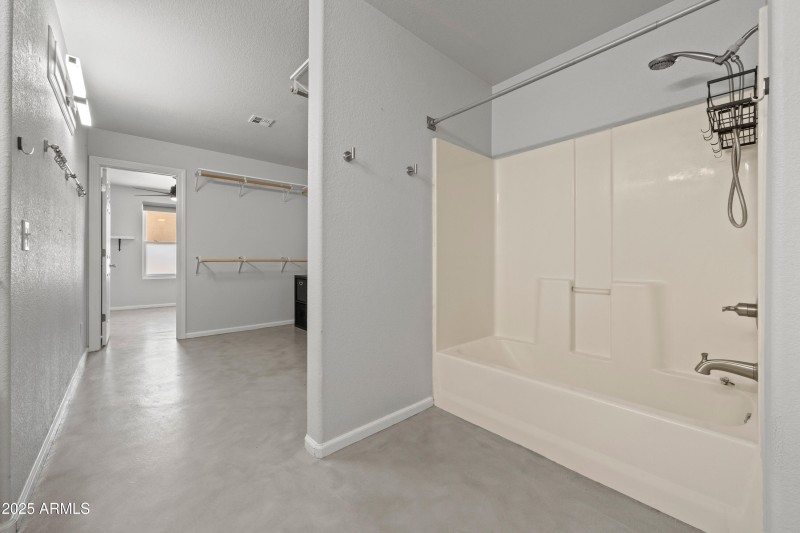 2 Interior-23