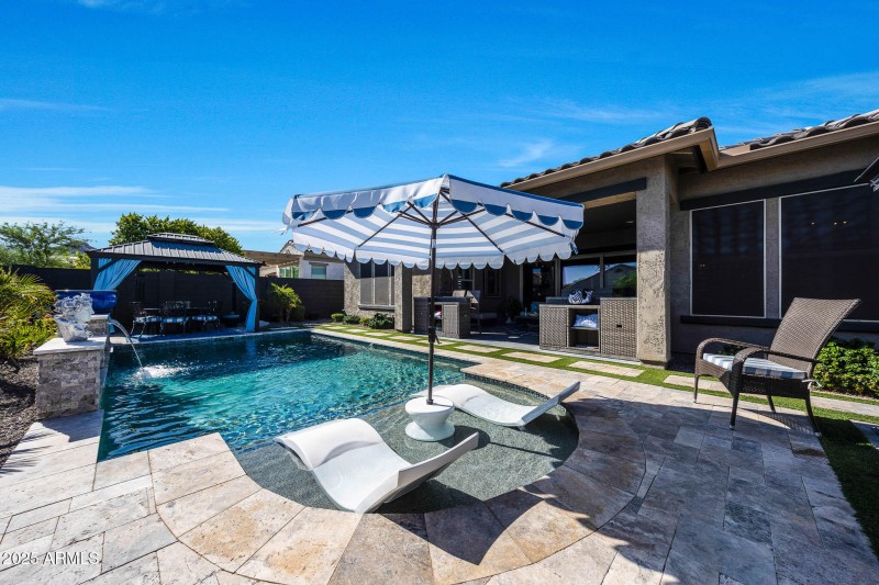 Pool with Baja step