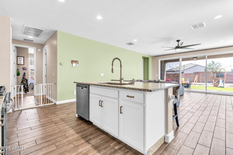 8531 W Pleasant Oak-11_(2048)