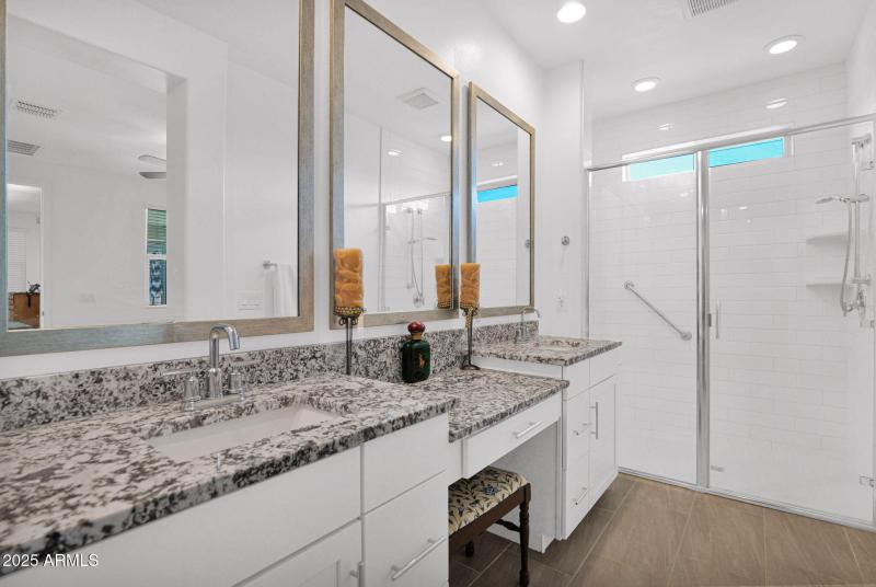 12-web-or-mls-P1258026