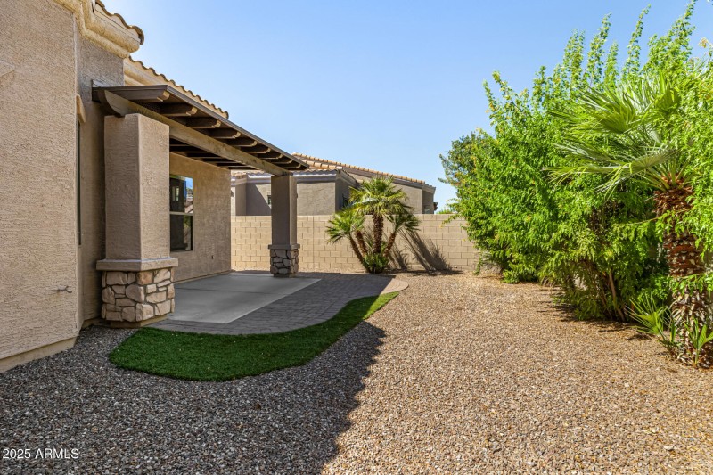 Entertaining backyard