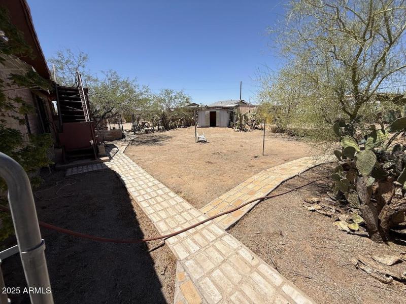 27028 W Quartzite Dr