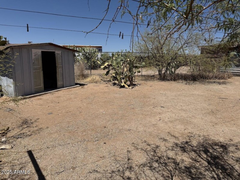 27028 W Quartzite Dr