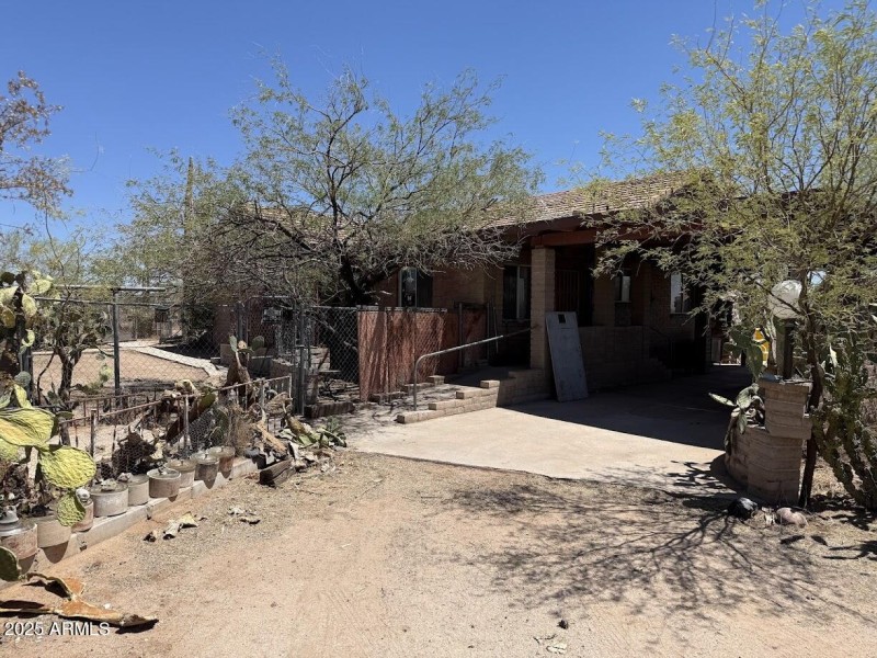 27028 W Quartzite Dr