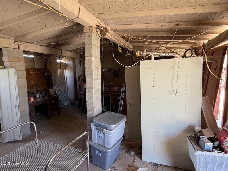 27028 W Quartzite Dr