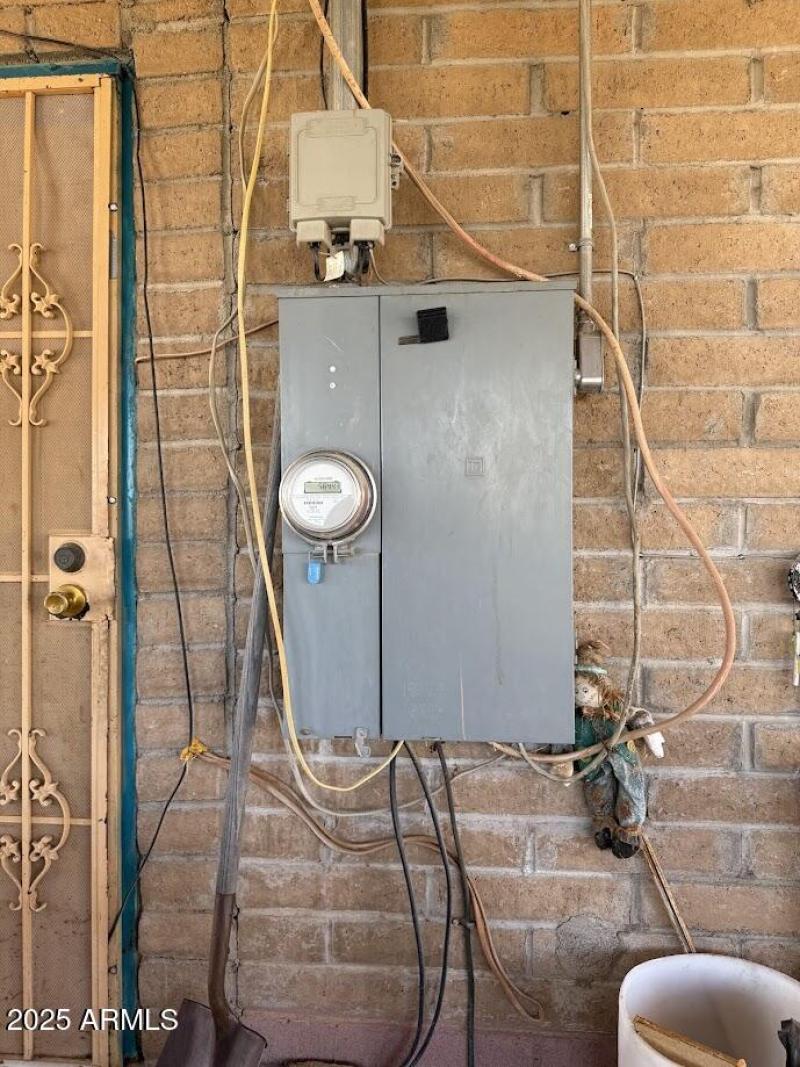 27028 W Quartzite Dr