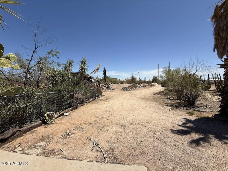 27028 W Quartzite Dr