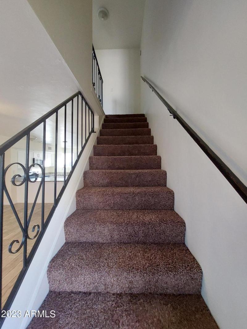 6140WTownleyAvePics16