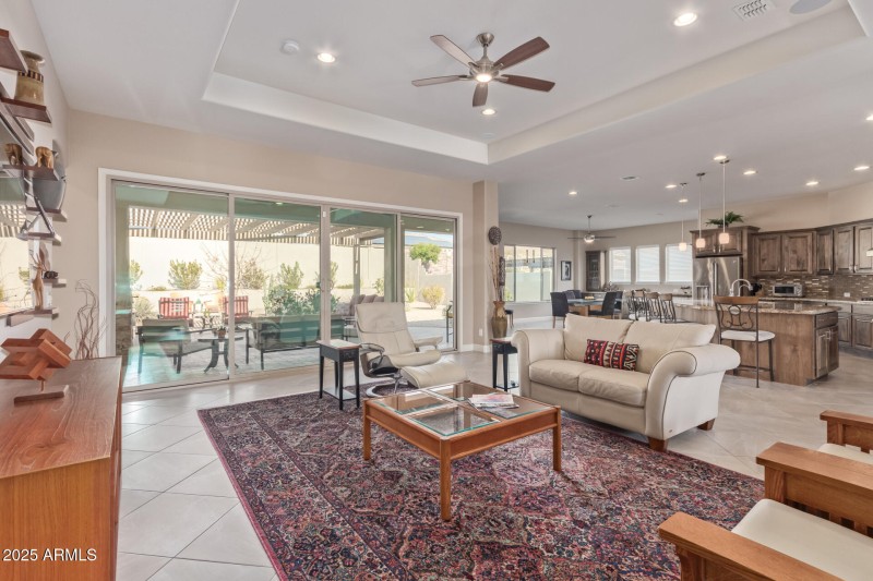 Fabulous open flow floor plan