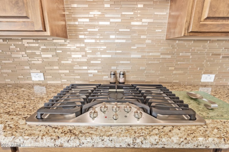 5-burner gas cooktop