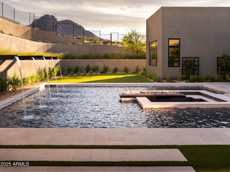 Resort Style Pool W Fire & Water Feature
