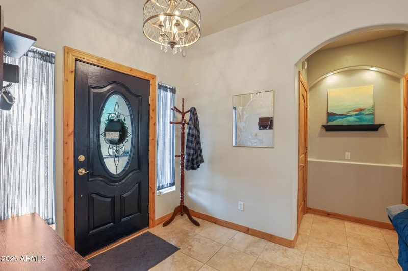 Front Entry/Foyer