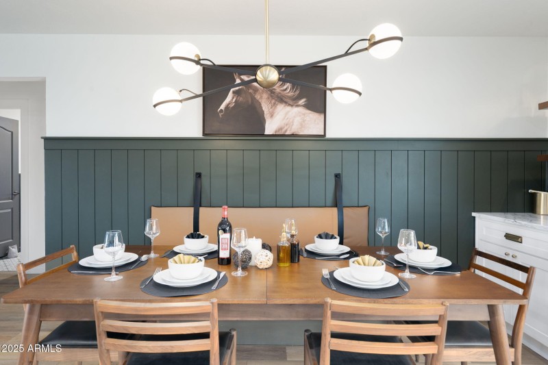 13-web-or-mls-QVB02934