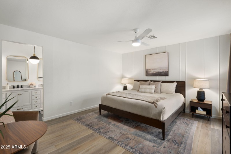 18-web-or-mls-QVB02961