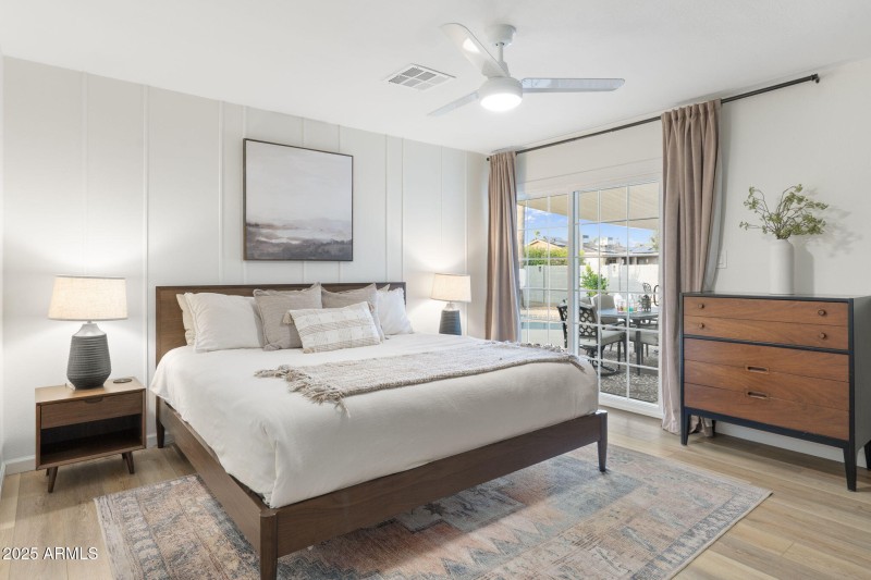 19-web-or-mls-QVB02970