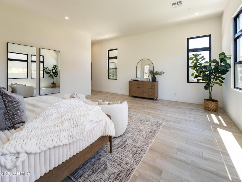 Bright & Cheery Primary Bedroom Suite