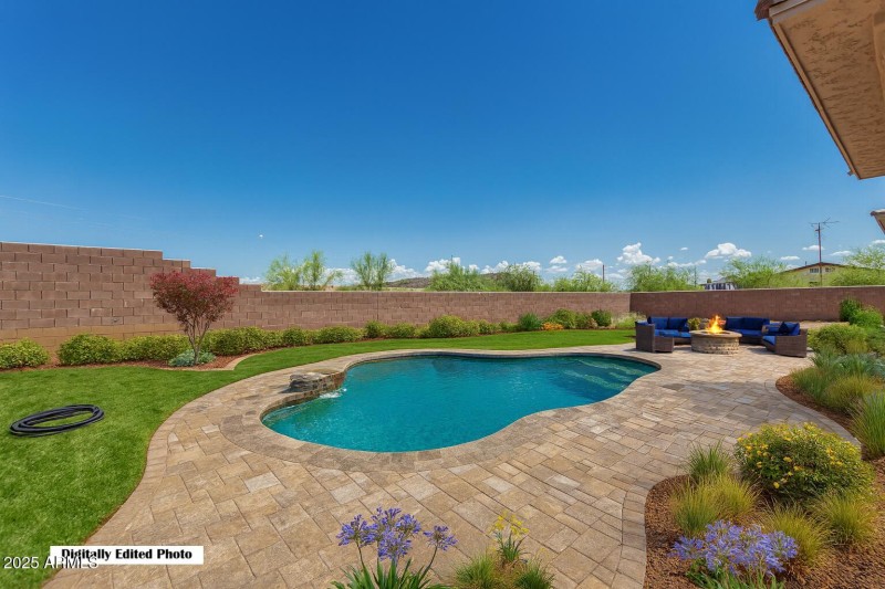 49 - White Feather 3816