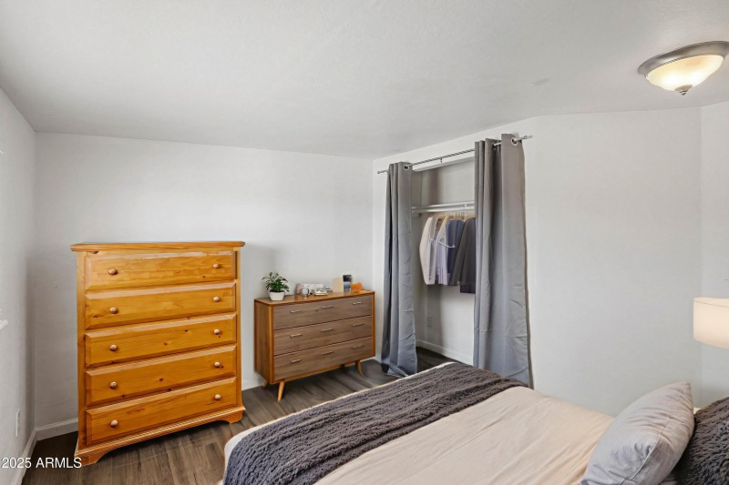 Bedroom-2 - 4 (1)