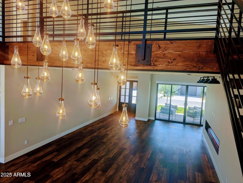 20230524204131230971000000-o