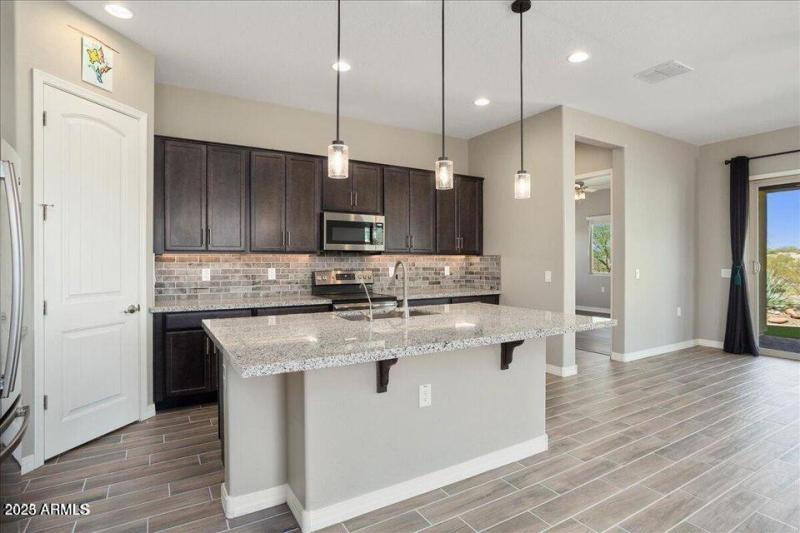 20230701182515144877000000-o