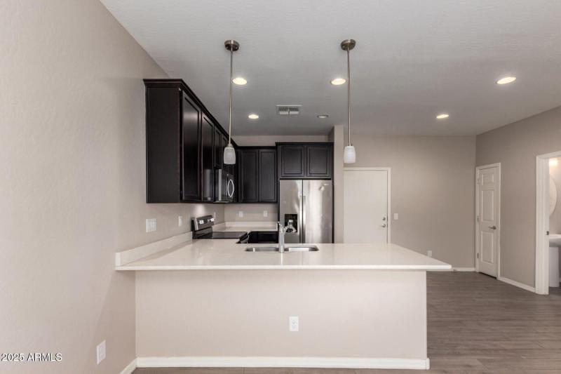 20250421222147585190000000-o