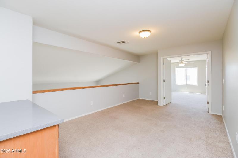 010-photo-office-14686528