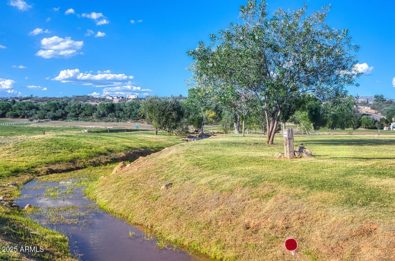 HK5A3116-HDR2-PLS-Less-Color-Saturation-