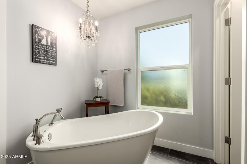 Stand Alone Tub