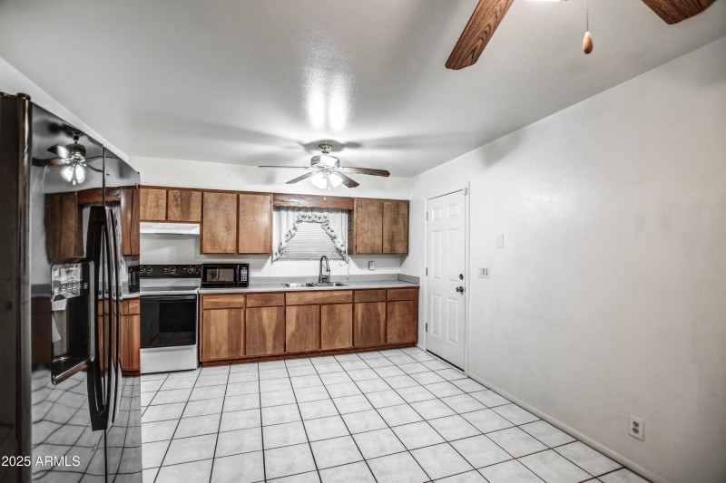 Kitchen 3