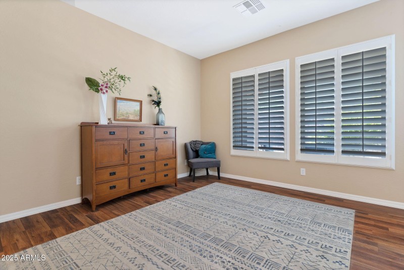 Master Bedroom 4