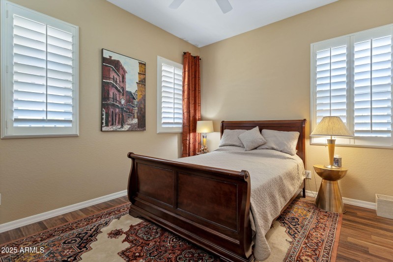 Gust Bedroom 1