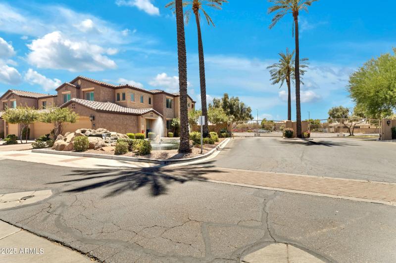 250 W Queen Creek Rd #101-36