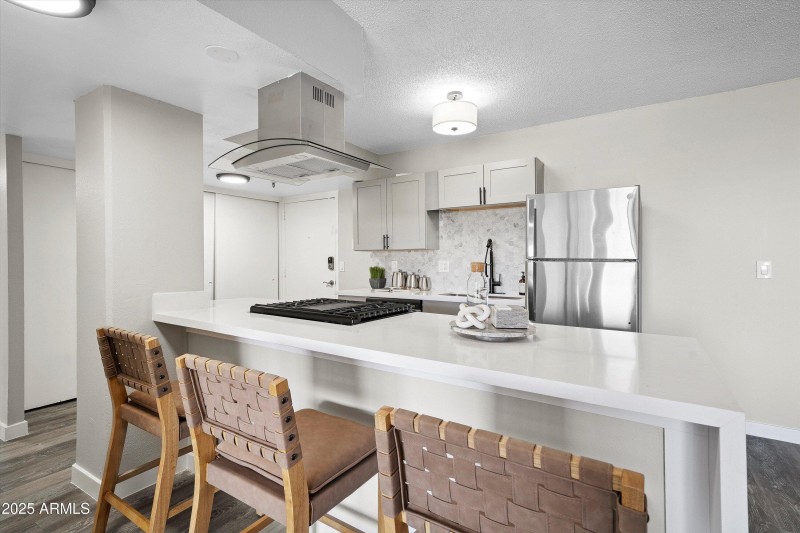 10-Kitchen