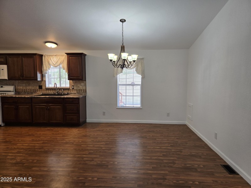 Dining Rm