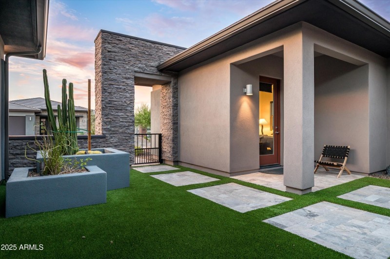 Entry to Casita