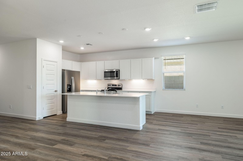 11-web-or-mls-17731-w-eva-st-lot-6-zanje