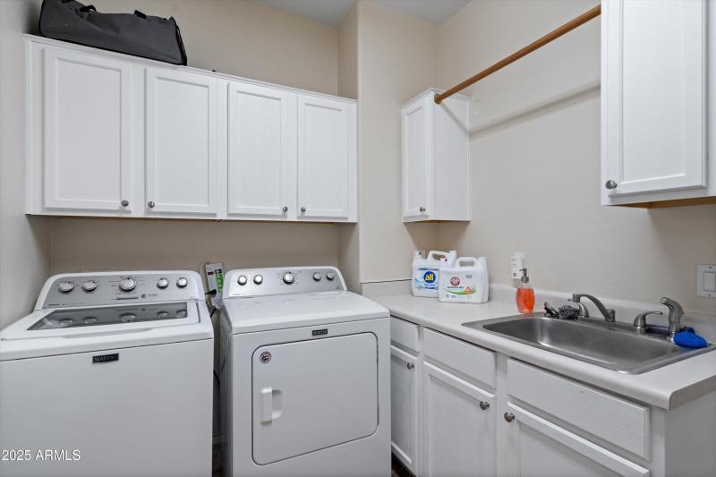 38-Laundry Room